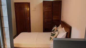 1 bedroom, individually furnished, iron/ironing board