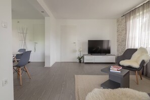 Smart TV - BLED - Flamingo apartment (Bled)