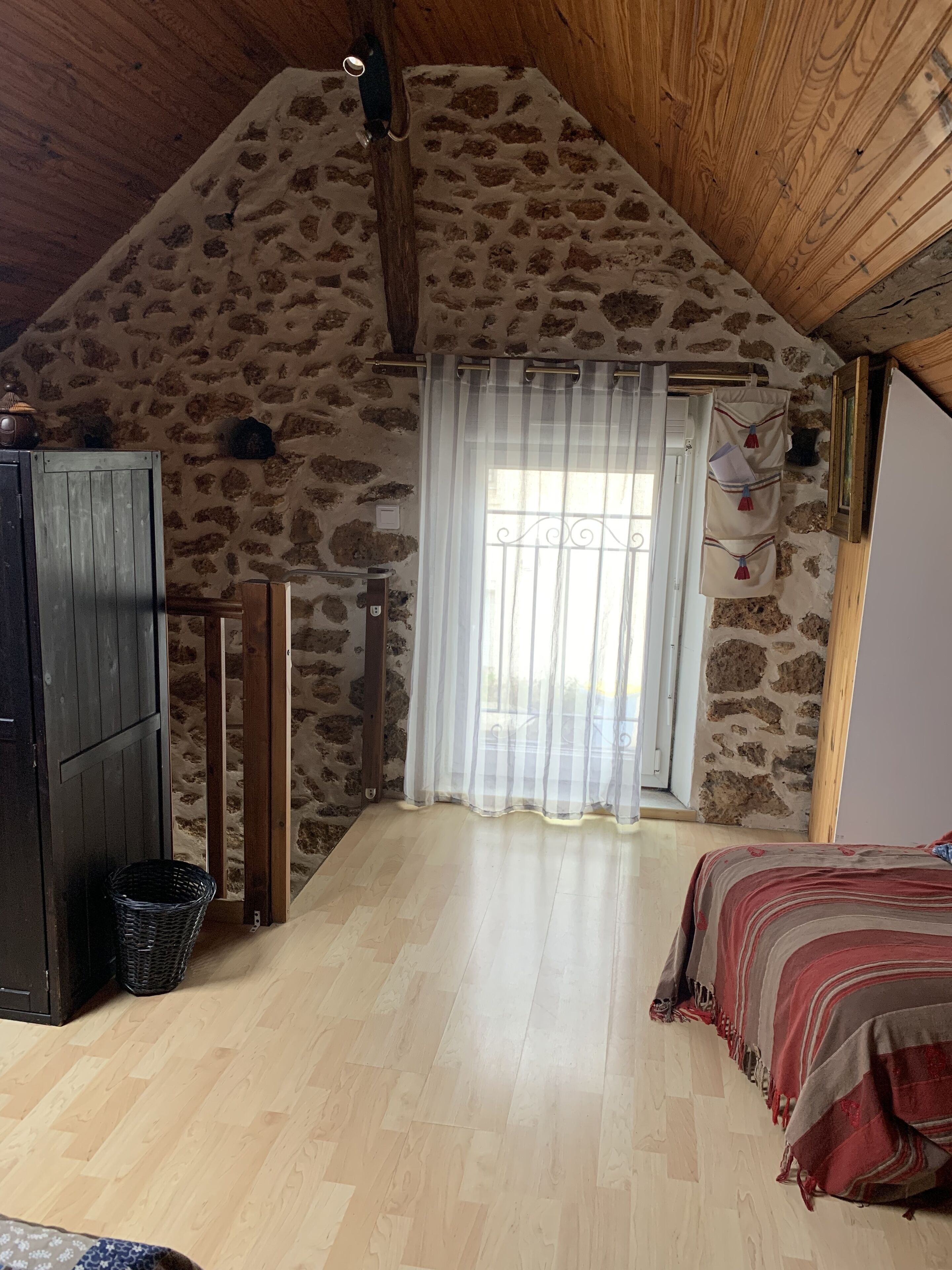 1 chambre, Wi-Fi, draps fournis