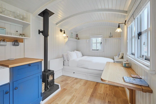 The Lobster Pot, Saltburn-by-the-Sea - Host & Stay