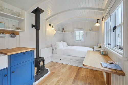 Host & Stay | The Lobster Pot