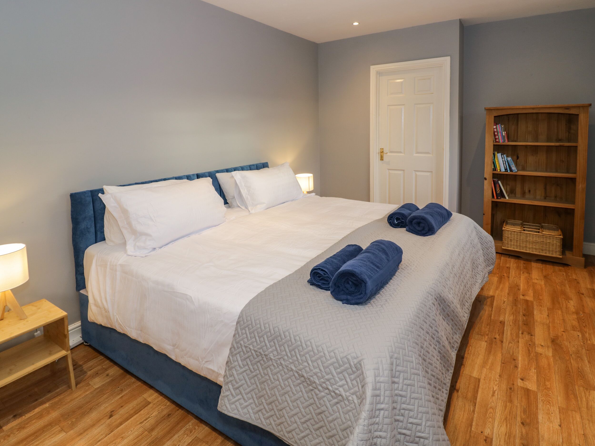 7 多间卧室、特色装修、特色家居、免费 WiFi