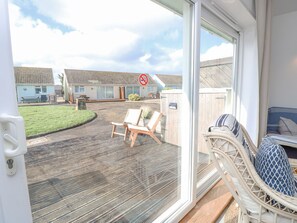 Property grounds - Little Beach (Seaview)