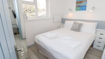 2 chambres, décor unique, ameublement unique, accès au Wi-Fi (inclus)