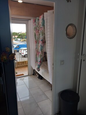 1 多间卧室、熨斗/熨衣板