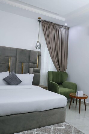 2 bedrooms, free WiFi - Captain cutie  (Abuja)
