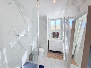 Dusche, Haartrockner