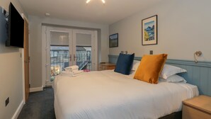 Room - Quarters (Ambleside)