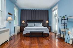 3 bedrooms, WiFi - Arcadia Mansion - Stunning Stay! (Frederick)