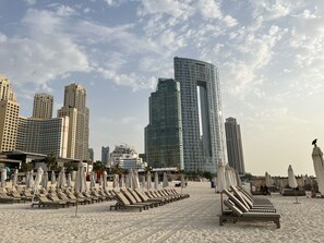 Beach - High floor 1BR | Ain Dubai View | Pool, Near Beach (Dubai)