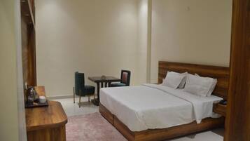 1 quarto, ferros/tábuas de passar roupa, Wi-Fi, roupa de cama