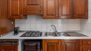 Ảnh chưa phân loại, 2 trong số 21 ảnh, nút