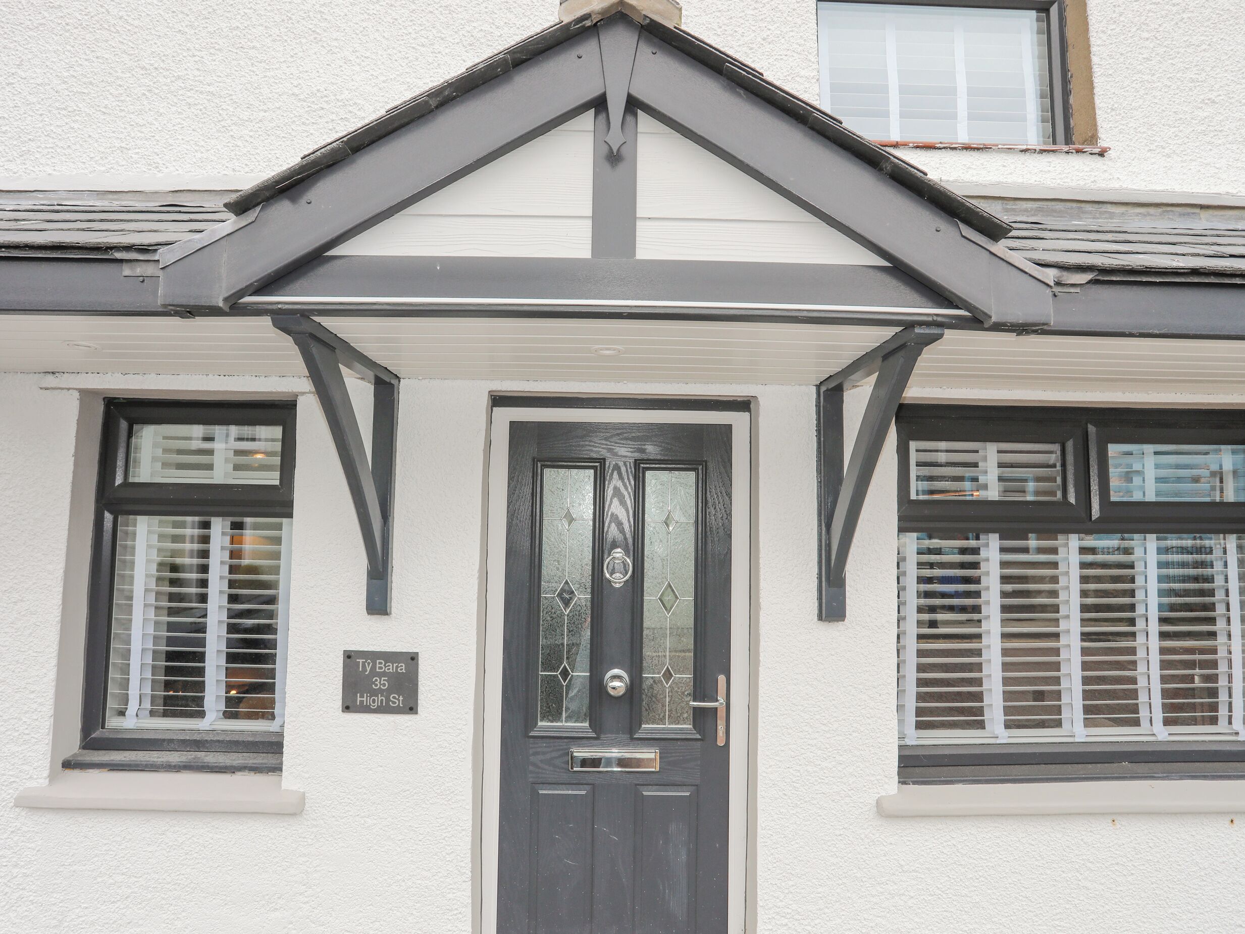 Cottage | Exterior detail