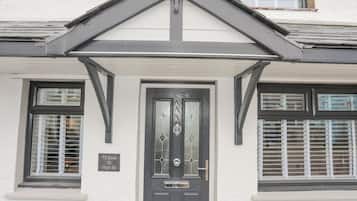 Cottage | Exterior detail