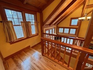 Interior - Country Escape Near Lake Winnipesaukee (Gilford)