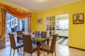 Dining - GuestReady - Peaceful Paradise in Madeira (Calheta)
