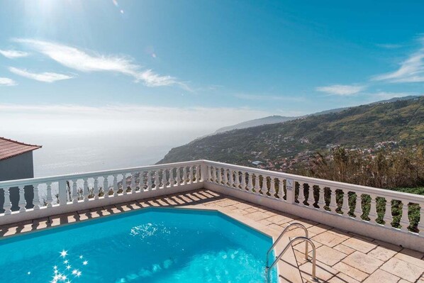 Pool - GuestReady - Peaceful Paradise in Madeira (Calheta)