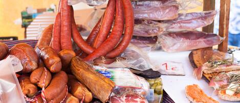 Alimentação e bebidas