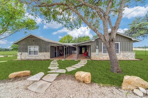 Exterior - Breathtaking Texas Hill Country Getaway on 10 Acres for Everyone - Sleeps 16 (Comfort)
