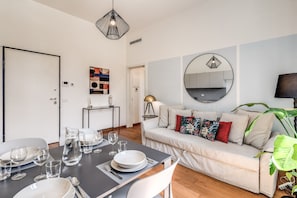 Apartamento superluxo | Cozinha privada | Geladeira, micro-ondas, fogão, cooktop
