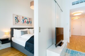 2 habitaciones, tabla de planchar con plancha y wifi gratis 