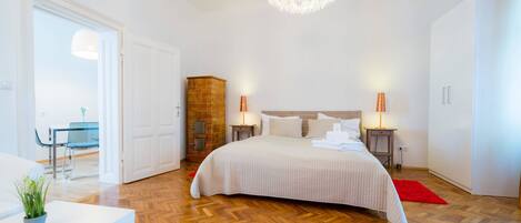 1 Schlafzimmer, Bügeleisen/Bügelbrett, kostenloses WLAN, Bettwäsche