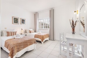 1 bedroom, iron/ironing board, travel cot, free WiFi
