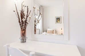 1 soverom, strykejern/-brett, reiseseng for barn og wi-fi (inkludert)