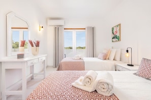 1 camera, ferro/asse da stiro, culla da viaggio, Wi-Fi gratuito