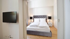 1 slaapkamer, een strijkplank/strijkijzer, gratis wifi, beddengoed