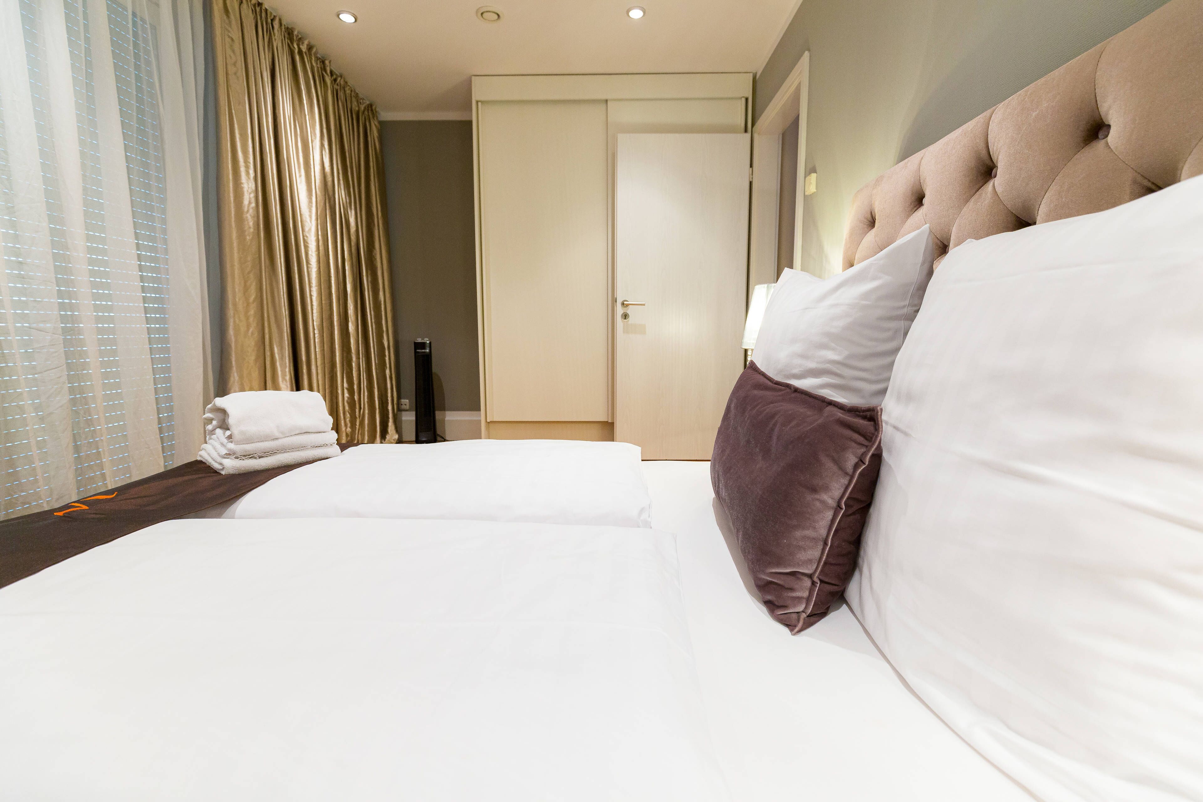 3 chambres, fer et planche à repasser, Wi-Fi gratuit, draps fournis