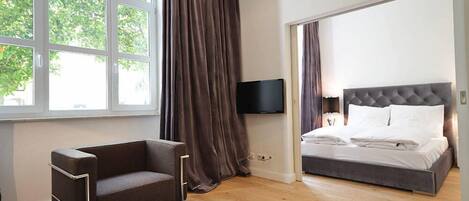 1 bedroom, iron/ironing board, free WiFi, bed sheets