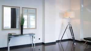 Interior - Vienna Residence, Frankfurt - Schweizer Platz #6084 (Frankfurt)