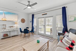 Smart TV - Great Location with Easy Beach Access! (Destin)