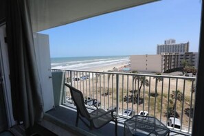 Apartment | Terrace/patio
