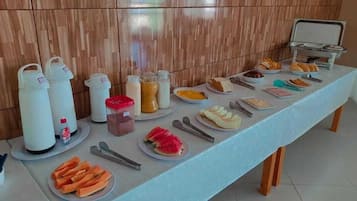 Free daily buffet breakfast