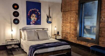 Industrial Urban Loft within 5 minutes from downtown
