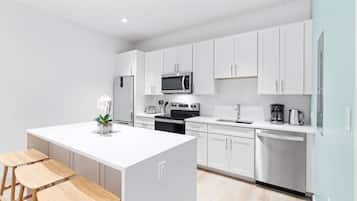 2 bedrooms, memory-foam beds, desk, laptop workspace