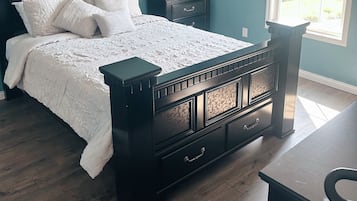 3 Schlafzimmer, Zimmersafe, kostenloses WLAN, Bettwäsche