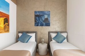 Exclusief appartement, 2 slaapkamers, uitzicht op de stad (Piazza San Nazaro in Brolo 15) | Luxe beddengoed, donsdekens, een kluis op de kamer