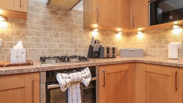 Fridge, dishwasher, electric kettle, toaster