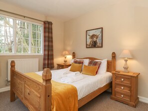 2 bedrooms, individually decorated, individually furnished, free WiFi - Larch Cottage at Esthwaite Water (Ambleside)