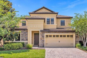 Exterior - 7 Bedrooms/ 5 Bathrooms/ Champions Gate (1406 MV) (Davenport)