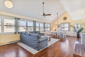 Smart TV - Quaint Bayside 3 Bedroom in Bethany Beach: Water Views, Deck, Covered Parking! (Bethany Beach)