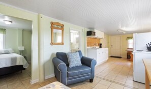 Interior - Ocean Views-Just Steps from the Beach (North Topsail Beach)