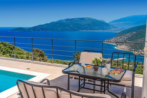 Villa Aurora Sunrise by Villa Plus