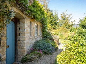 Property grounds - Hope Cottage (Moreton-in-Marsh)