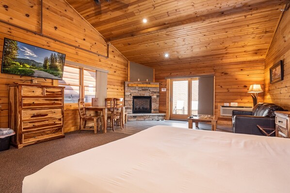 Strygejern/strygebræt, Wi-Fi, sengetøj