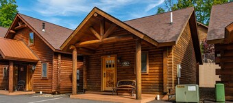 Mountainside Cabin 44-Dog Friendly