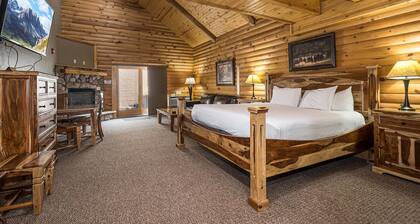 Mountainside Cabin 45R- Dog Friendly